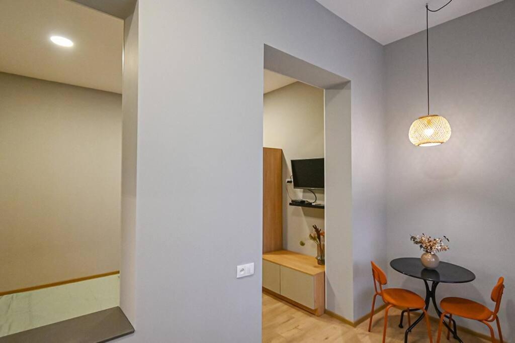 Studio With Balcony In Old City Τυφλίδα Εξωτερικό φωτογραφία